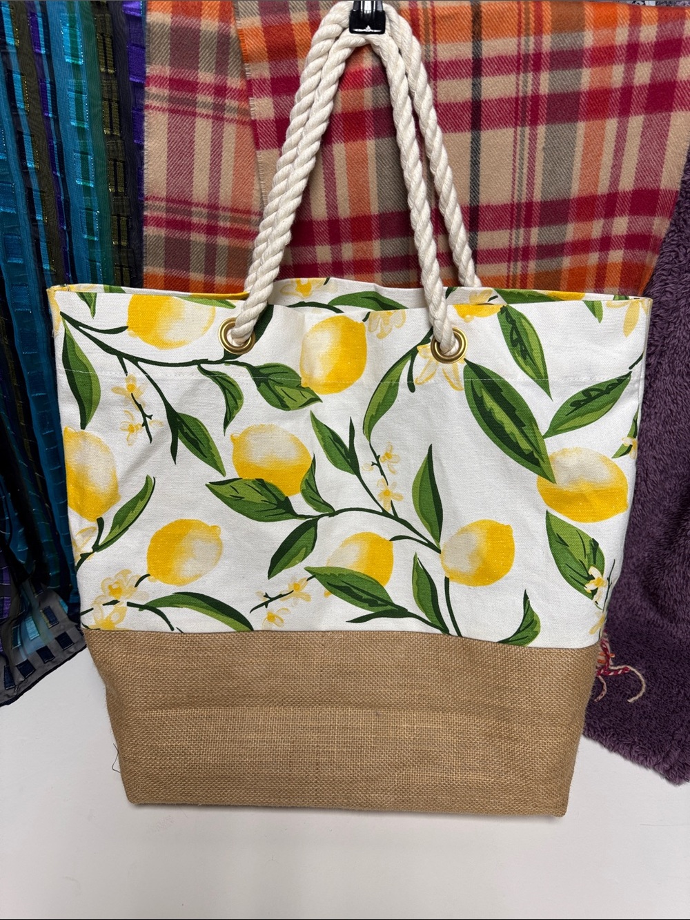 Lemon Print Rope Handle Beach Tote - Picture 3 of 4